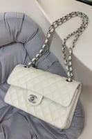 CHANEL ماستر