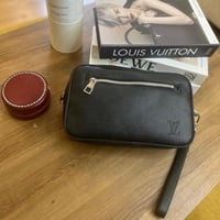 LOUIS VUITTON لويس ڤيتون حقيبة