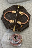 LOUIS VUITTON 30 cm