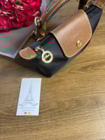 LONGCHAMPلونج شامب