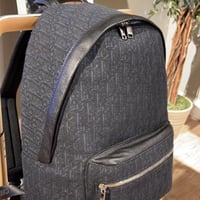 ‏Dior شنطة ظهر