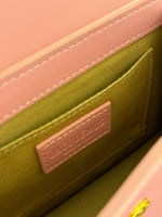 JACQUEMUS جاكيموس