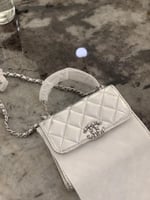 CHANEL ماستر