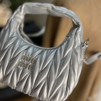 MIU MIU ميو ميو