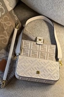 FENDI فيندي