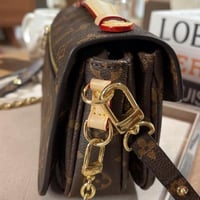 LOUIS VUITTON حقيبة لويس فيتون