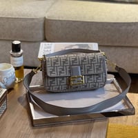 FENDI حقيبة فيندي