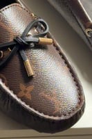 LOUIS VUITTON ماستر