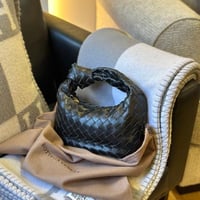 BOTTEGA VENETA حقيبة بوتيقا اسود