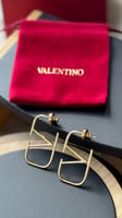 VALENTINO ڤالنتينو حلق حجم كبير