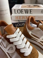 LOEWE حذاء لويڤي