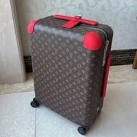 LOUIS VUITTON حقيبة سفر