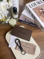 bottega veneta اسود