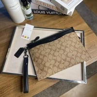 باوتش كوتش COACH