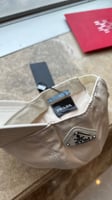 CAP PRADA