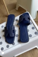 HERMĒS سليبر ايرميز