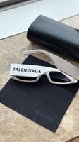 BALENCIAGA نظارة شمسية بالنسياغا