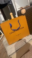 LOUIS VUITTON كيس لويس فيتون
