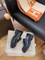 PRADA حذاء برادا