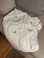 GIVENCHY طقم مواليد جيفنشي