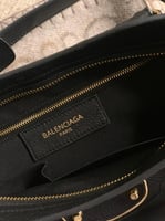 BALENCIAGA