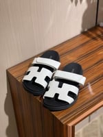 HERMĒS سليبر ايرميز