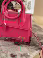 JACQUEMUS جاكيموس