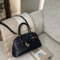 MIU MIU ميو ميو