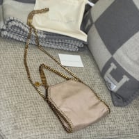 STELLA MCCARTNEY ستيلا ماكارتني