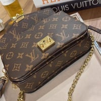 LOUIS VUITTON حقيبة لويس فيتون