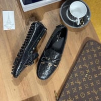 LOUIS VUITTON فلات لويس فيتون