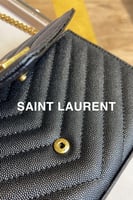 SAINT LAURENT إيف سان لوران شنطة كروس بودي