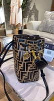 FENDI حقيبة فيندي