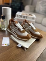 LOEWE حذاء لويڤي