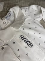 GIVENCHY جيفنشي