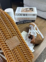 LOEWE حذاء لويڤي