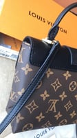 LOUIS VUITTON حقيبة لويس فيتون