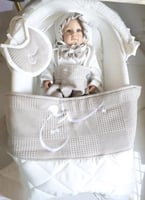 بطانيه حديثي الولاده