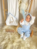 طقم جمبسوت بني بتداخل أبيض طباعه