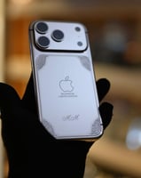 ايفون 17 مطلي بلاتينيوم - أي تصميم من اختيارك - جد...