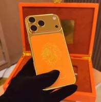 ايفون 17 مطلى ذهب كامل باى تصميم من اختيارك - جديد