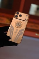 ايفون 17 مطلى ذهب كامل باى تصميم من اختيارك - جديد