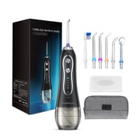 خيط الاسنان المائي