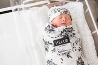 لحاف مع قبعة Flower Black & White مقاس 120x120 مار...