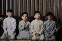 ثوب أطفال سميراميس مع تطريز - رمادي غامق