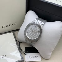 ساعة قوتشي الرجالية