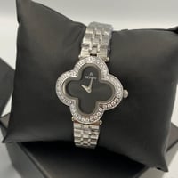 بينون نسائي