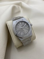 ساعة اوديمار بيغيه