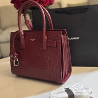 شنطة سان لوران