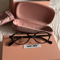 نظارة ميو ميو